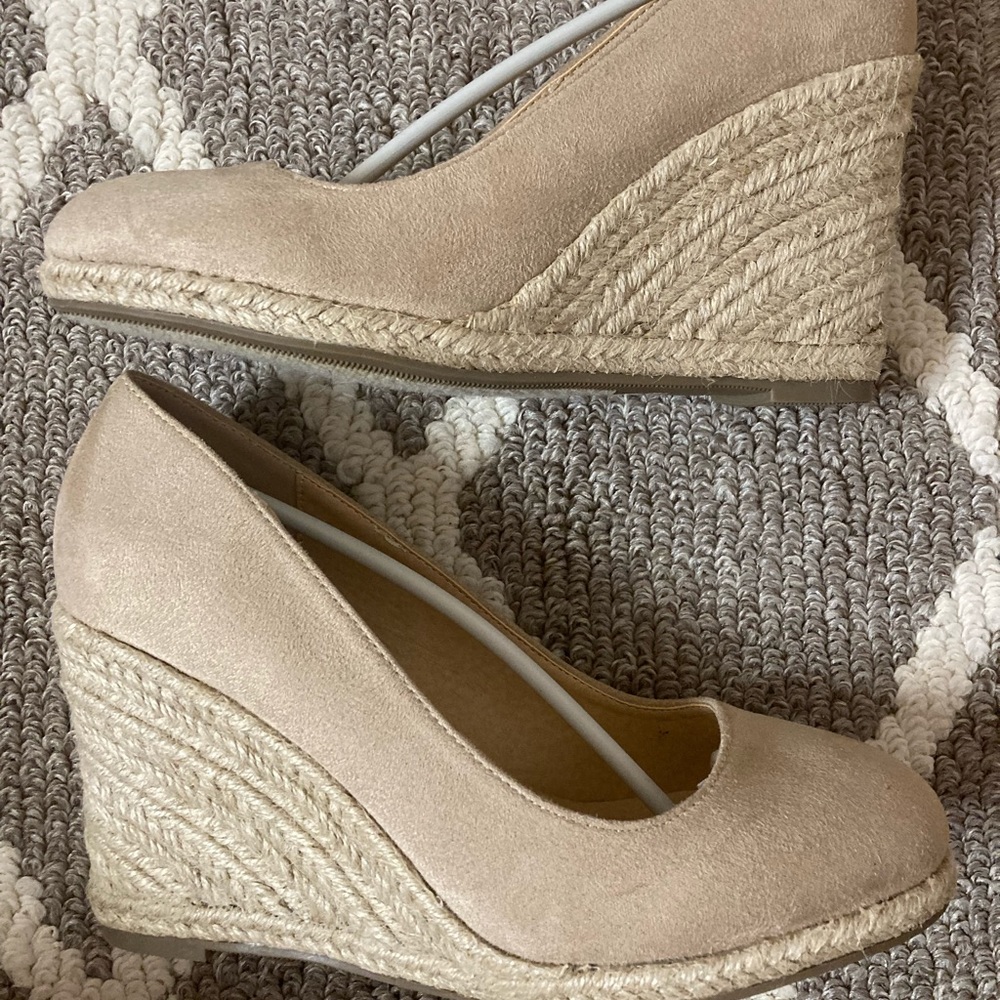 Nude Espadrilles Wedges, Size US 8